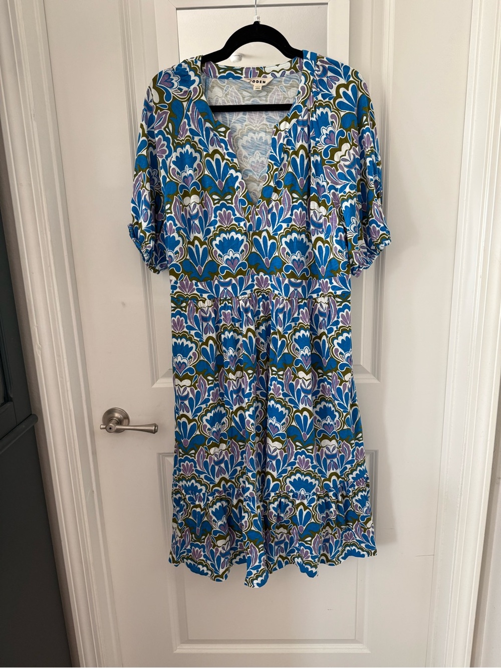 Boden Floral Print Tiered Dress | Blue Purple Green | UK 20L / US 16-18L - Picture 2 of 5